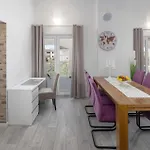 2 Bedroom Beautiful In